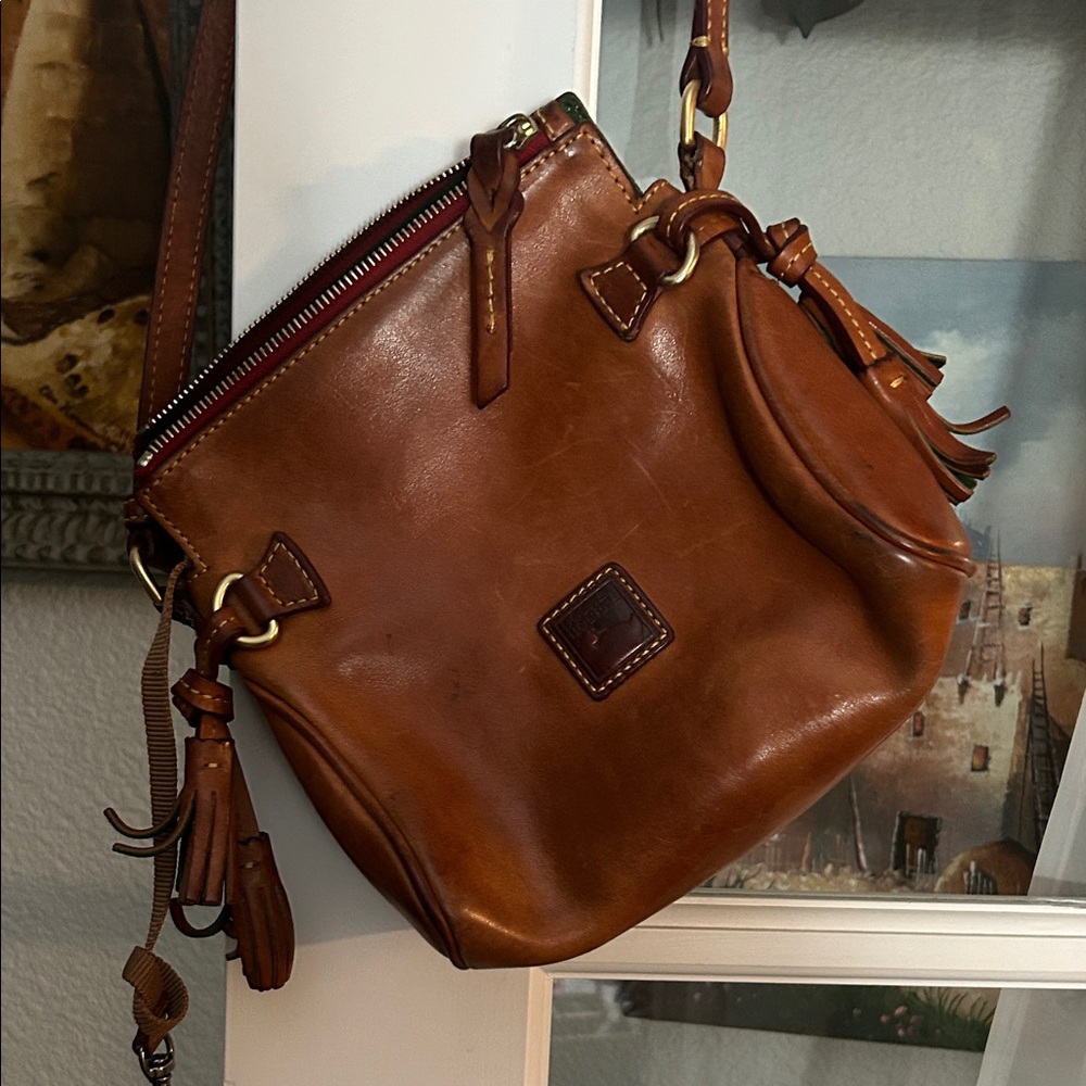 Classic Tan Leather Crossbody Bag